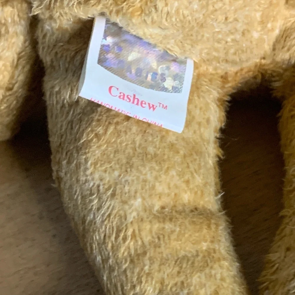 Rare Retired Ty Beanie Baby Cashew The Bear 2000 W/ Errors Tush Tag